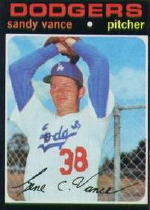 1971 Topps Baseball Cards      034      Sandy Vance RC
